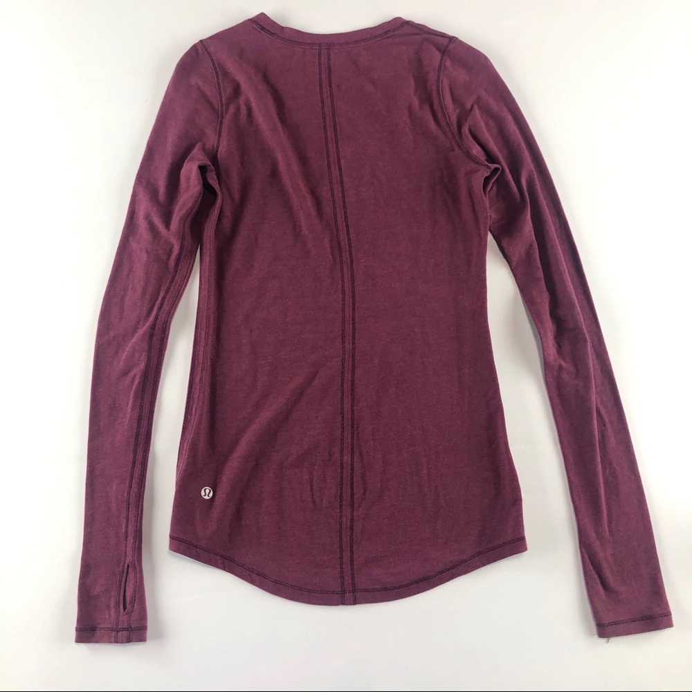 Lululemon athletica long sleeve with thumb holes